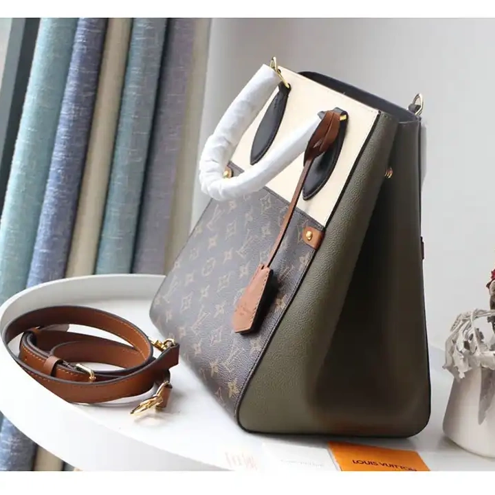 Fashionrepsfam ru 208B570006 LV Bags 0717